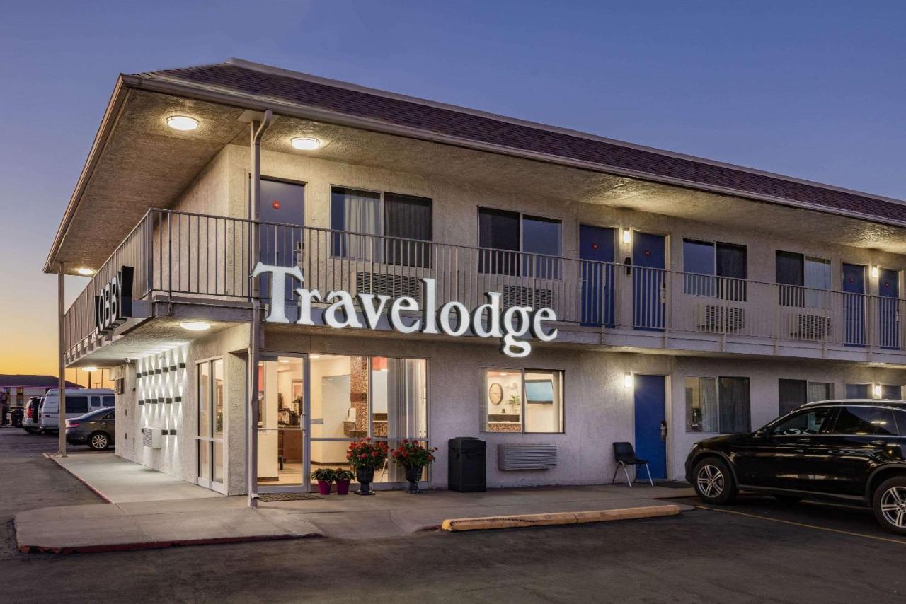 Travelodge By Wyndham Miles City Exterior foto